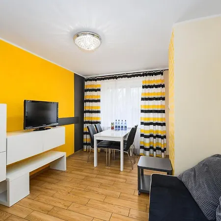Apartment Sunflower - Dolny By Oneapartments